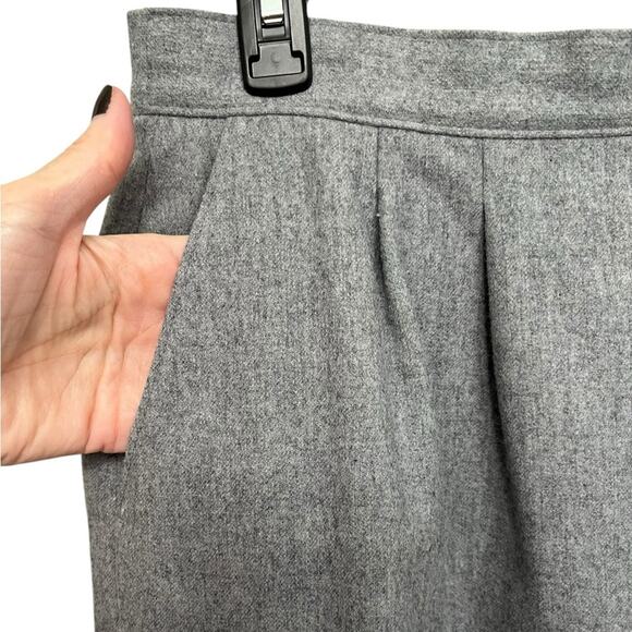 PENDLETON Vintage Gray 100% Virgin Wool Back Slit Pleated Skirt Women’s Size 14 - Picture 3 of 8